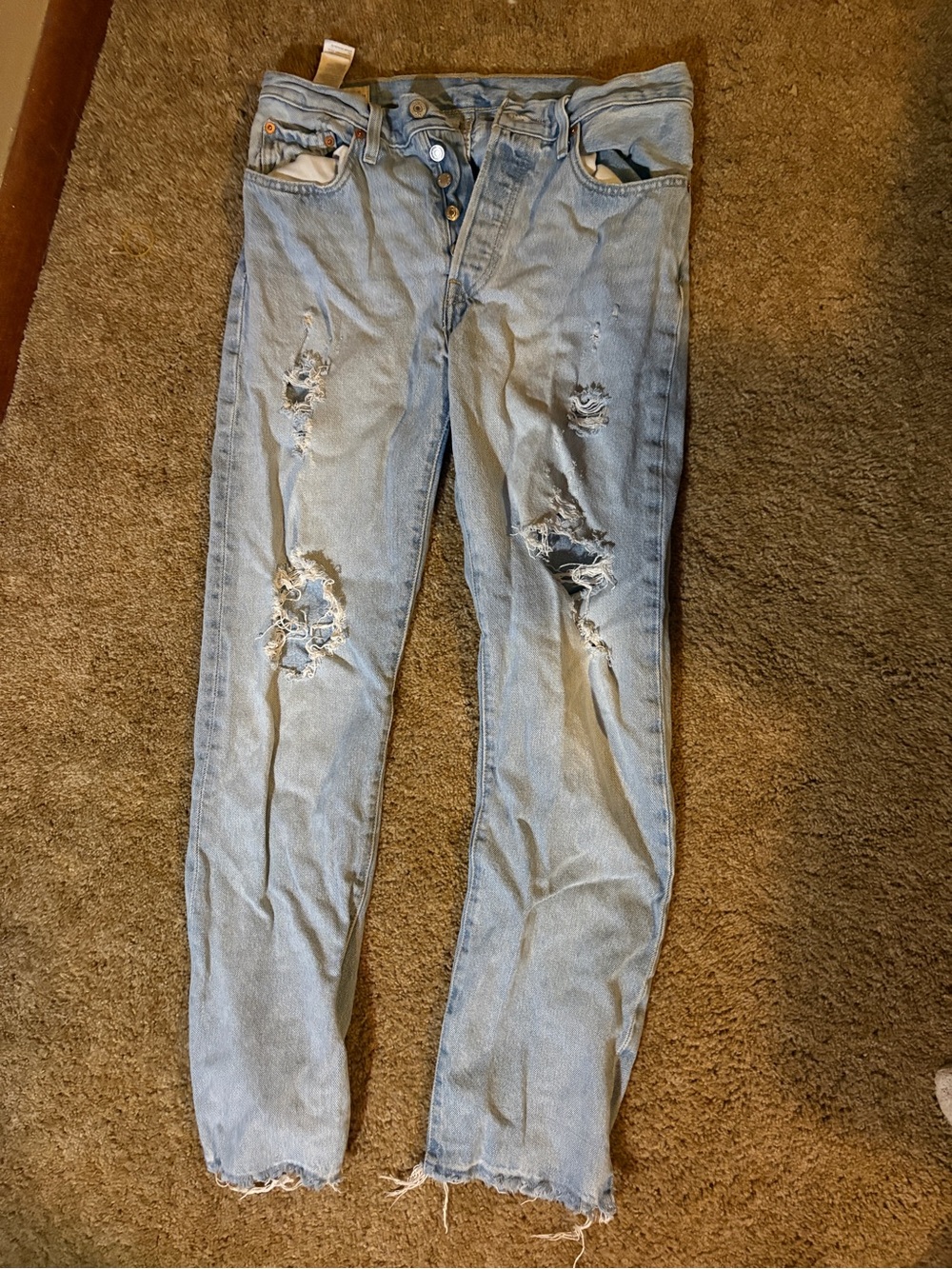 Women’s Levi’s 501 Jeans Light Blue Distressed Jeans